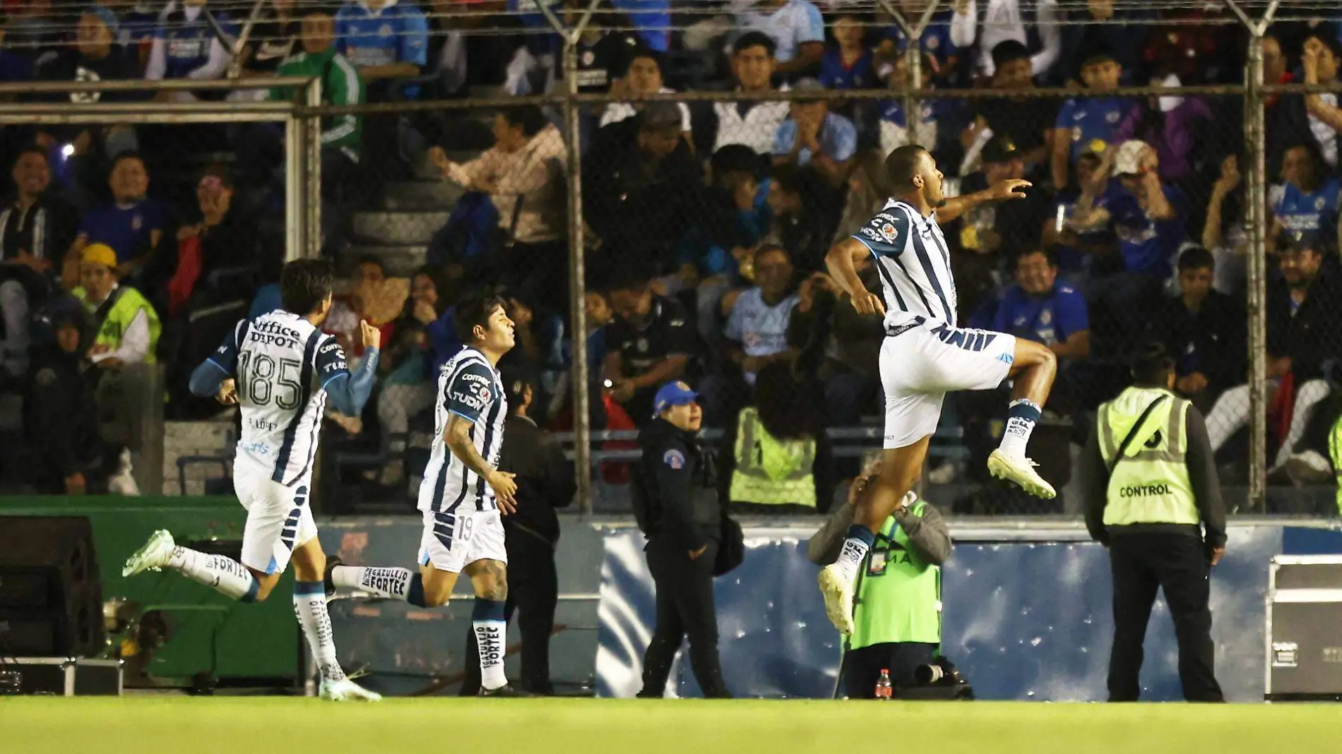 963168_Cruz Azul vs Pachuca J2 C24-8_web